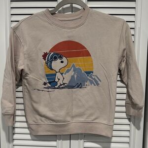 Beige Sweatshirt with Snoopy and Mountain Design